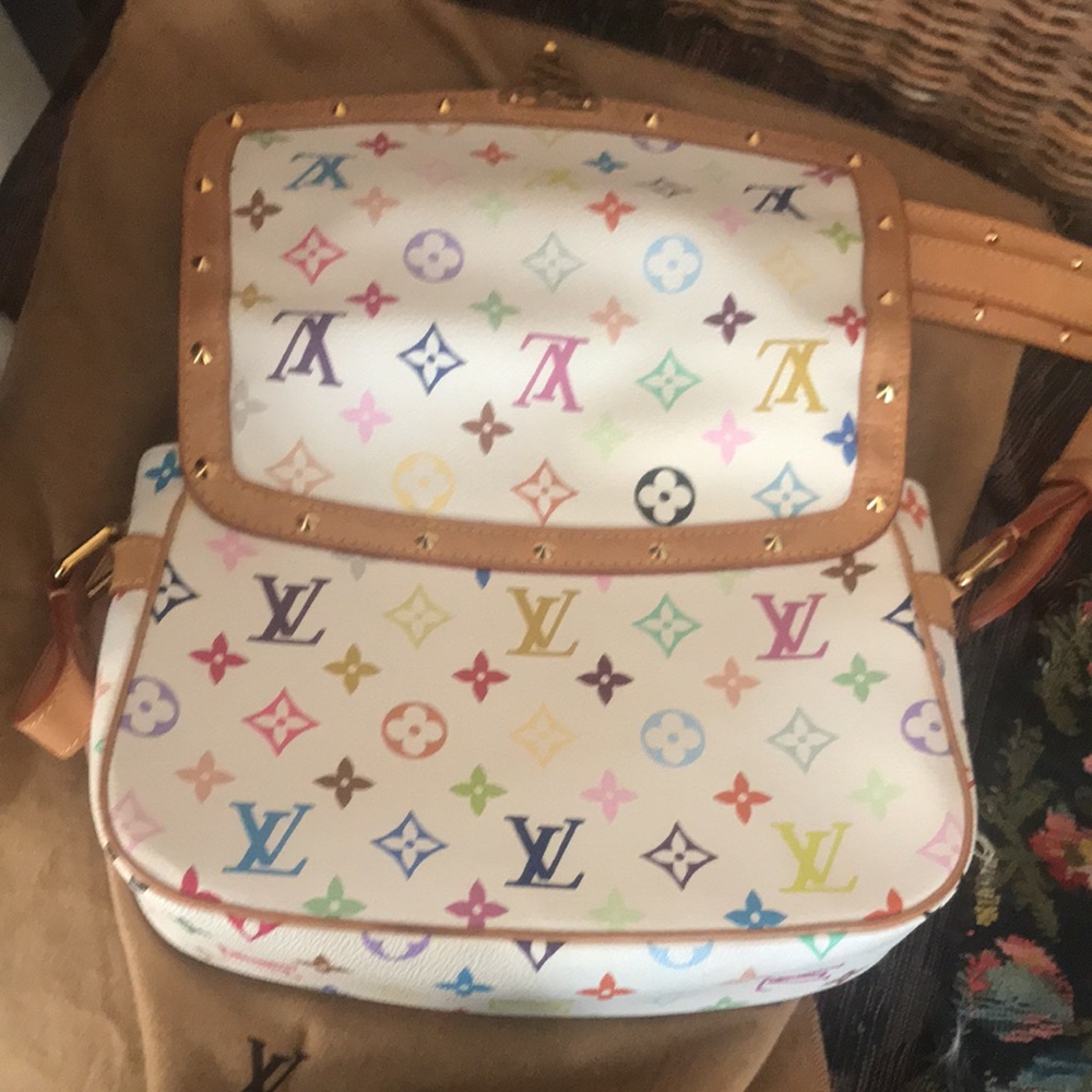 ๐โจ COLLECTABLE โจ๐ MULTICOLOR CROSSBODY LOUIS VUITTON SOLOGE - Picture 6 of 15